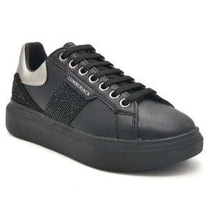 Sneaker μαύρο με στρας LUMBERJACK<br>SHSWB6112-001