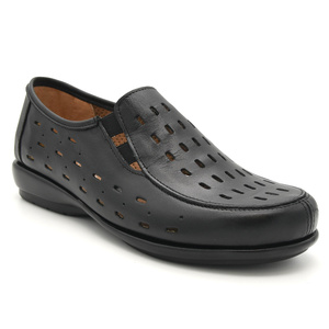 Δερμάτινα loafers με διάτρητες λεπτομέρειες AERO BY KASTA<br>09S264