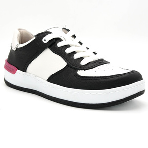 Δερμάτινα sneakers PEGADA λευκό/μαύρο<br>210301-05