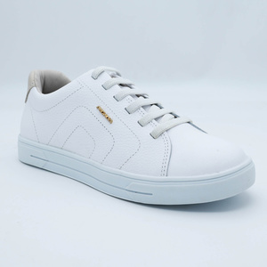 Δερμάτινα γυναικεία sneakers PEGADA<br>211152-01